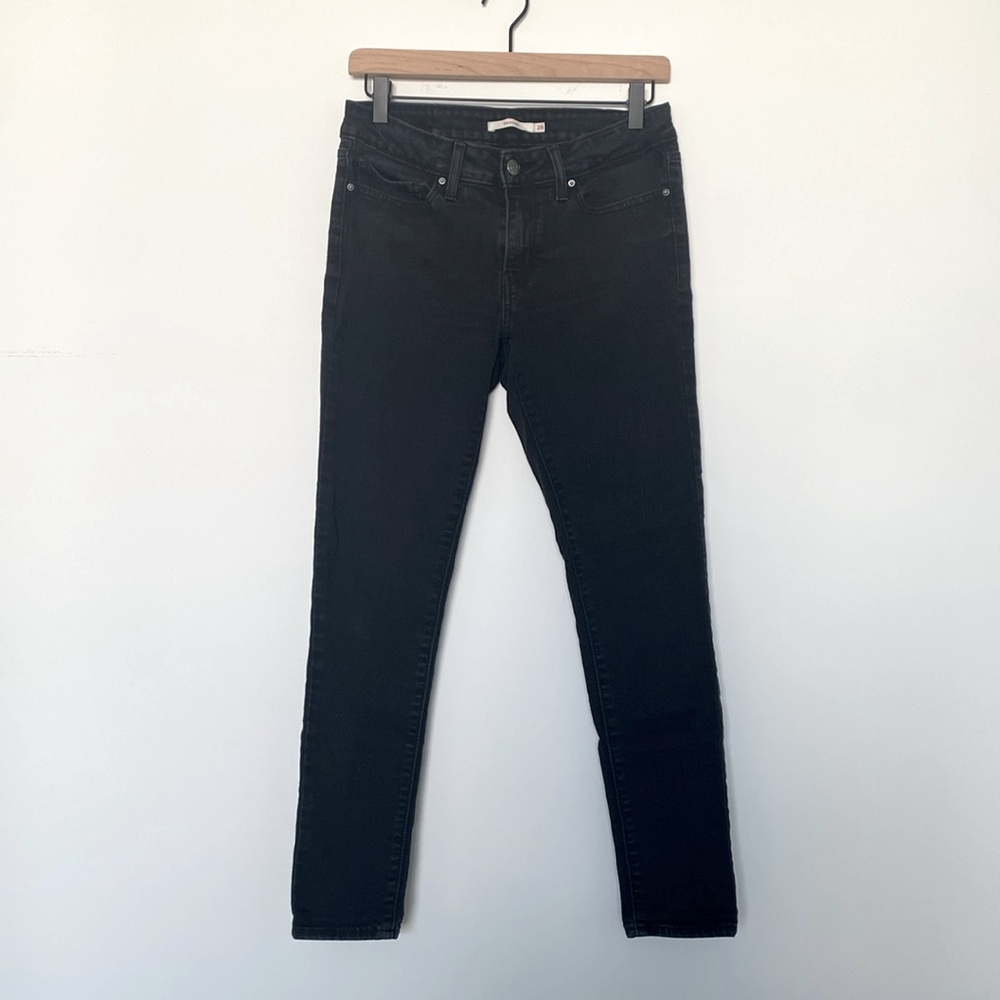 Levi’s black skinny 711 jeans